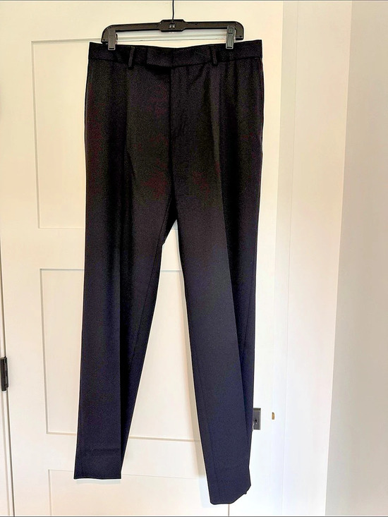 Hugo Boss Other - Hugo Boss James Brown US Dress Pants dark navy
Waist 34/R. Length 34